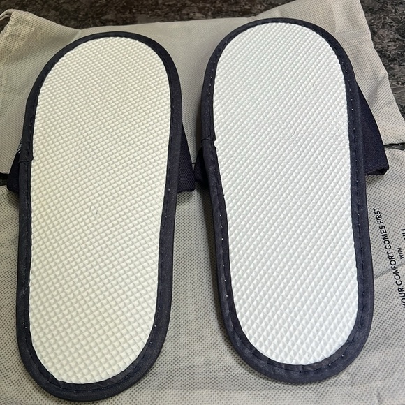 Jason Wu Comfort Slippers Sz L - New - Picture 4 of 5